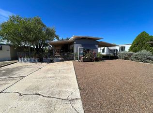 100 Blossum Blvd, Zapata, TX 78076