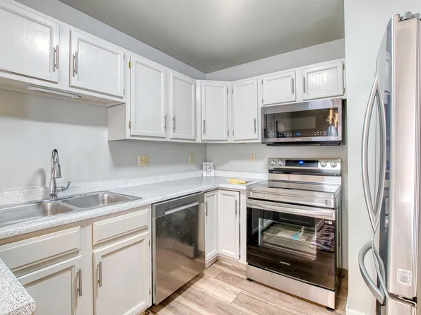 3891 E 121st Ave, Thornton, CO 80241