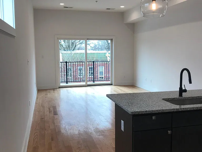 2100 W Cary St #300 — Photo 10