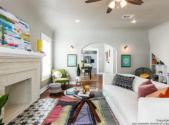 5th image of 1419 Hicks Ave