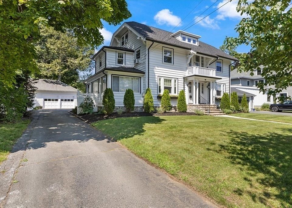 1st image of 14 Stratford Rd