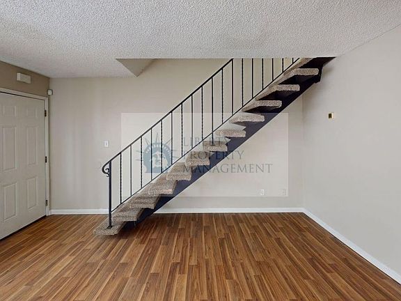 4th image of 2510 W Bristol Ave #2510