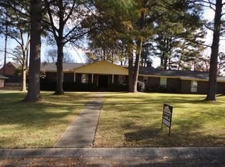 1901 Karen Cir, Magnolia, AR 71753