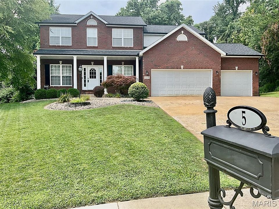 1st image of 5 Bear Creek Ct