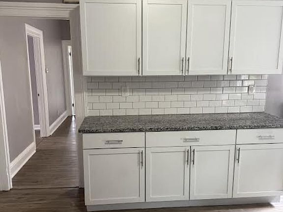 5th image of 26 Hungerford St #2F