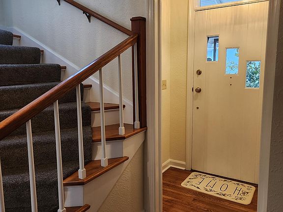 3rd image of 7 Bungalow Bay Blvd