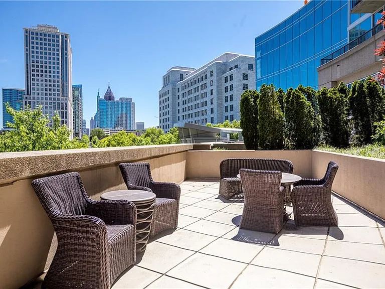 1080 Peachtree St NE #1411 — Photo 48