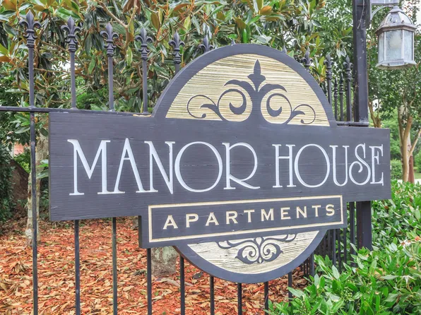 Manor House Apartments