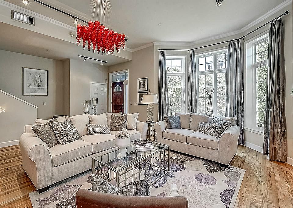 1st image of 3030 Post Oak Blvd Unit 105