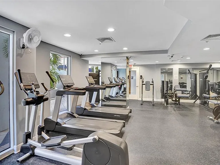 255 Evernia St #501 — Photo 24