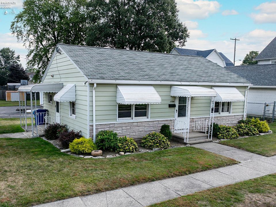 1st image of 1704 Croghan St