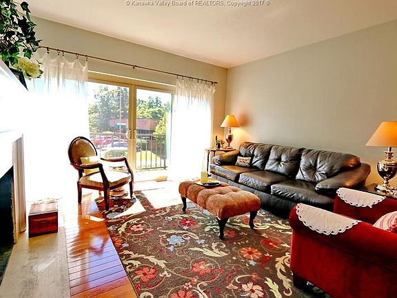 4th image of 5 Players Club Dr APT B204