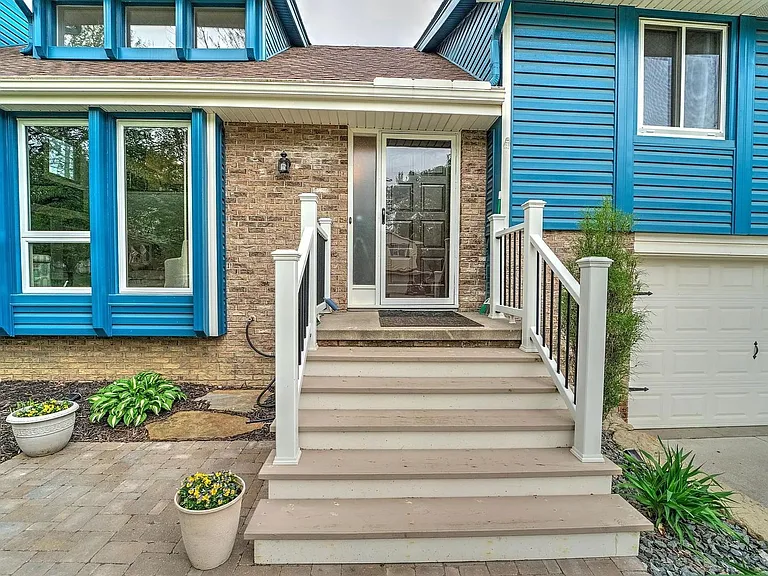 1329 Scott Rd — Photo 6