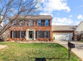 313 Wildberry Ln, Saint Charles, MO