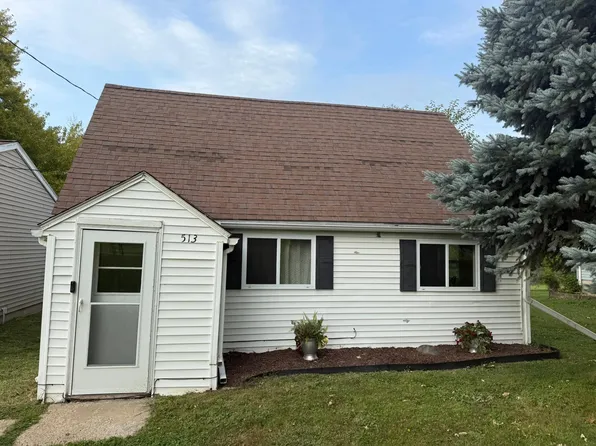 513 E 11th St, Albert Lea, MN 56007