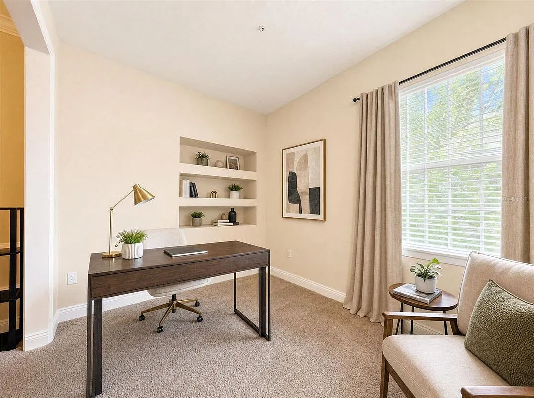 3 bed, 2.0 bath, 1453 sqft, $2,200 — Photo 4