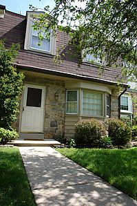 9660 Kanfer Court
