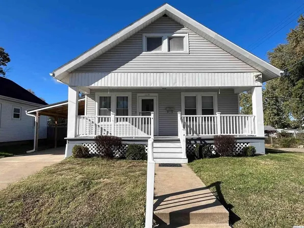 1119 N 18th St, Quincy, IL 62301