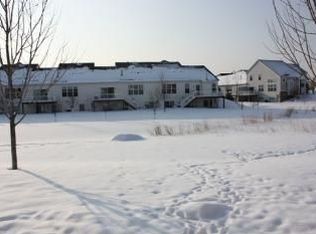 3898 Darling Dr, Woodbury, MN 55125
