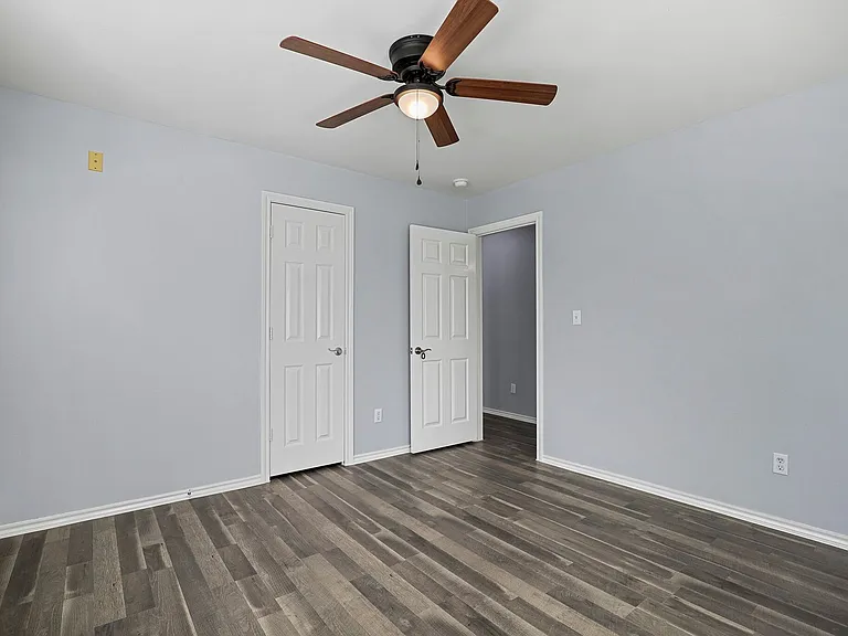 119 Magnolia St — Photo 13