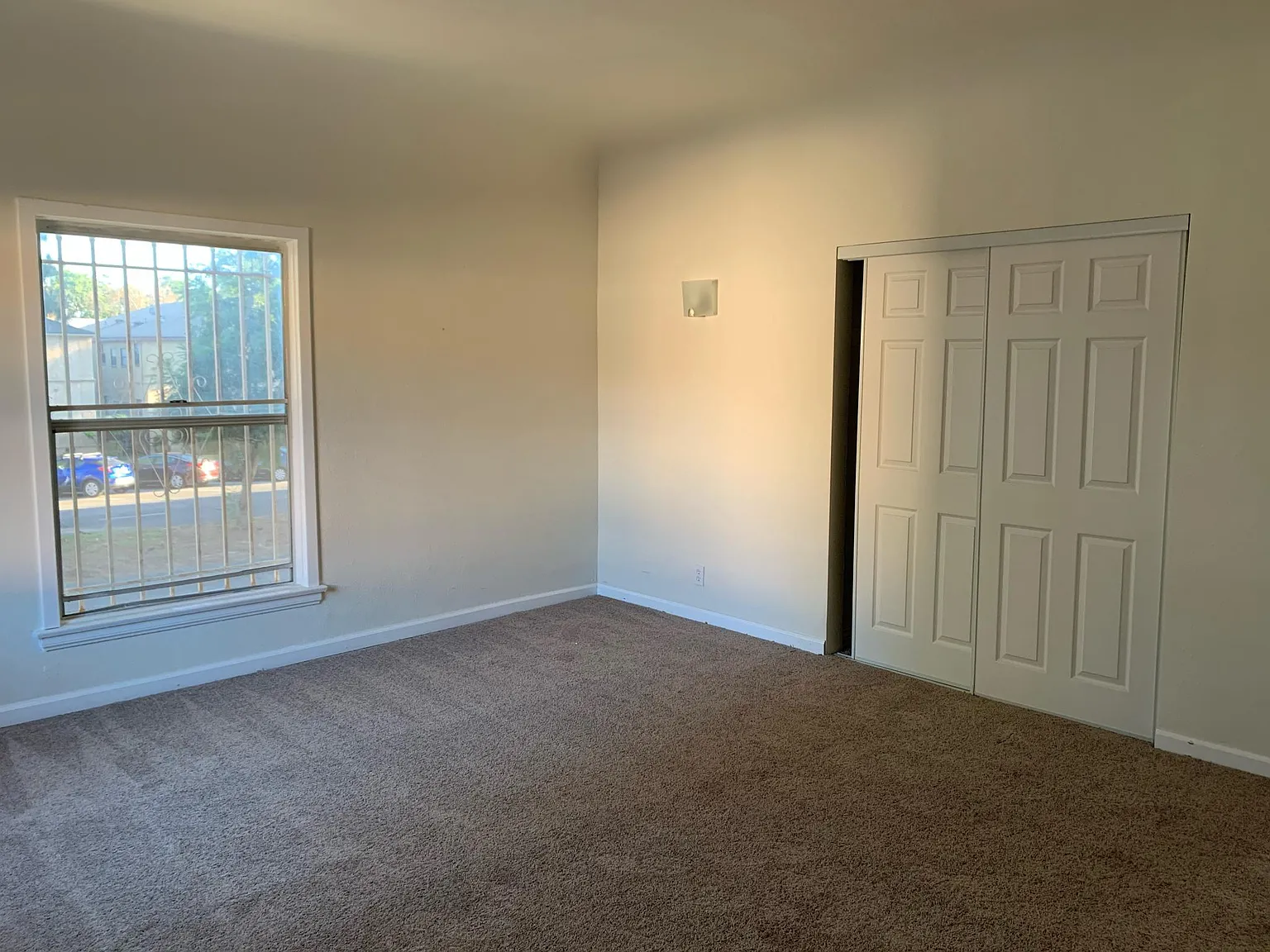1 bed, 700 sqft, $1,700 — Photo 4