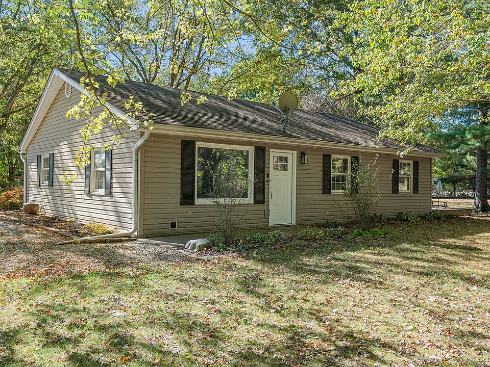 1st image of 3204 S County Road 550 W