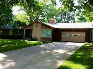 301 W 113th St, Kansas City, MO 64114