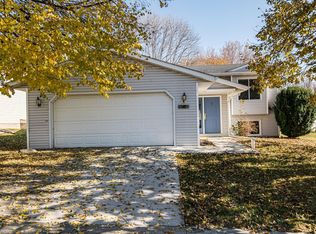 2204 Hampton Rhodes Ct NW, Rochester, MN 55901