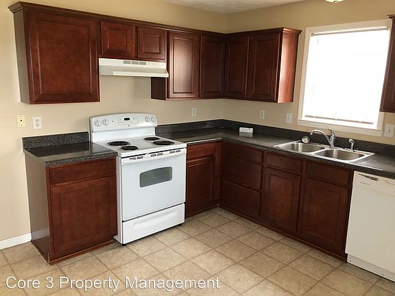3rd image of 3411 Bohmer Dr APT 01