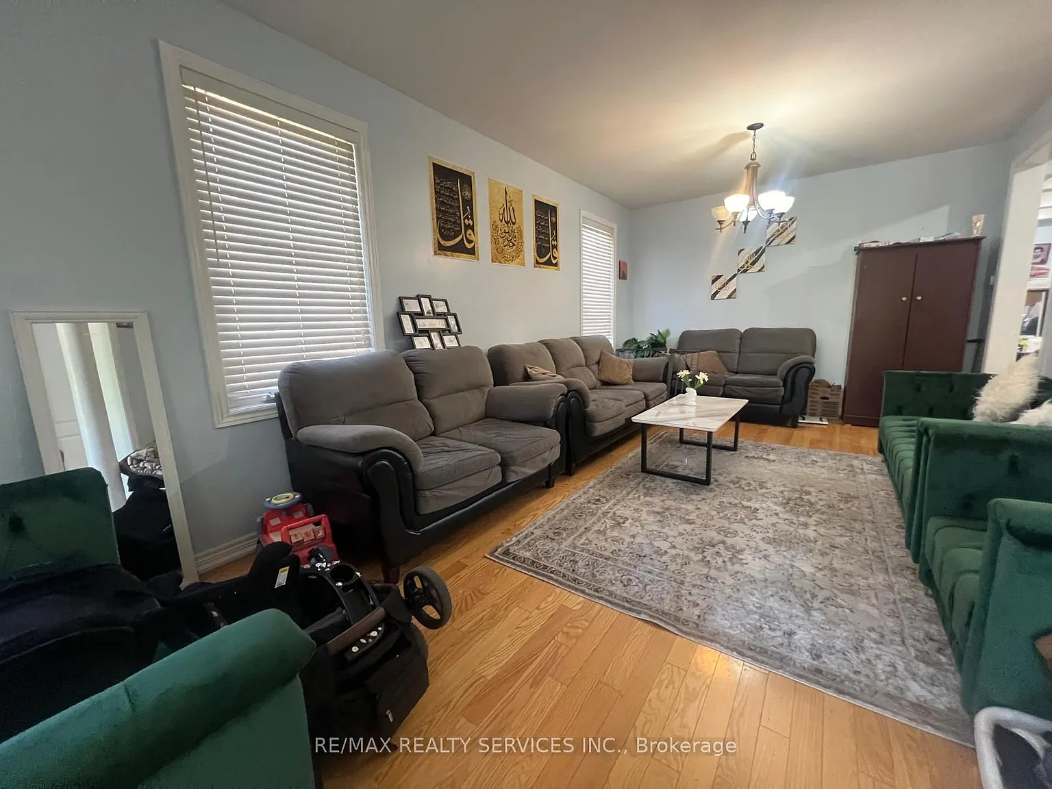4 bed, $3,300 — Photo 2
