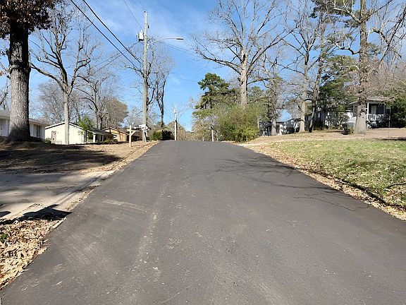 4th image of 1132 Linwood St