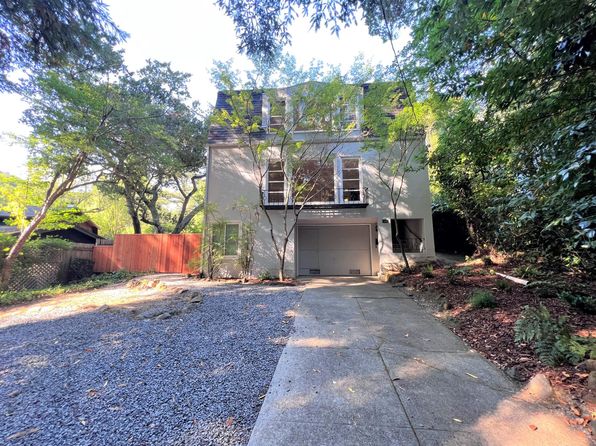 130 Madrone Ave