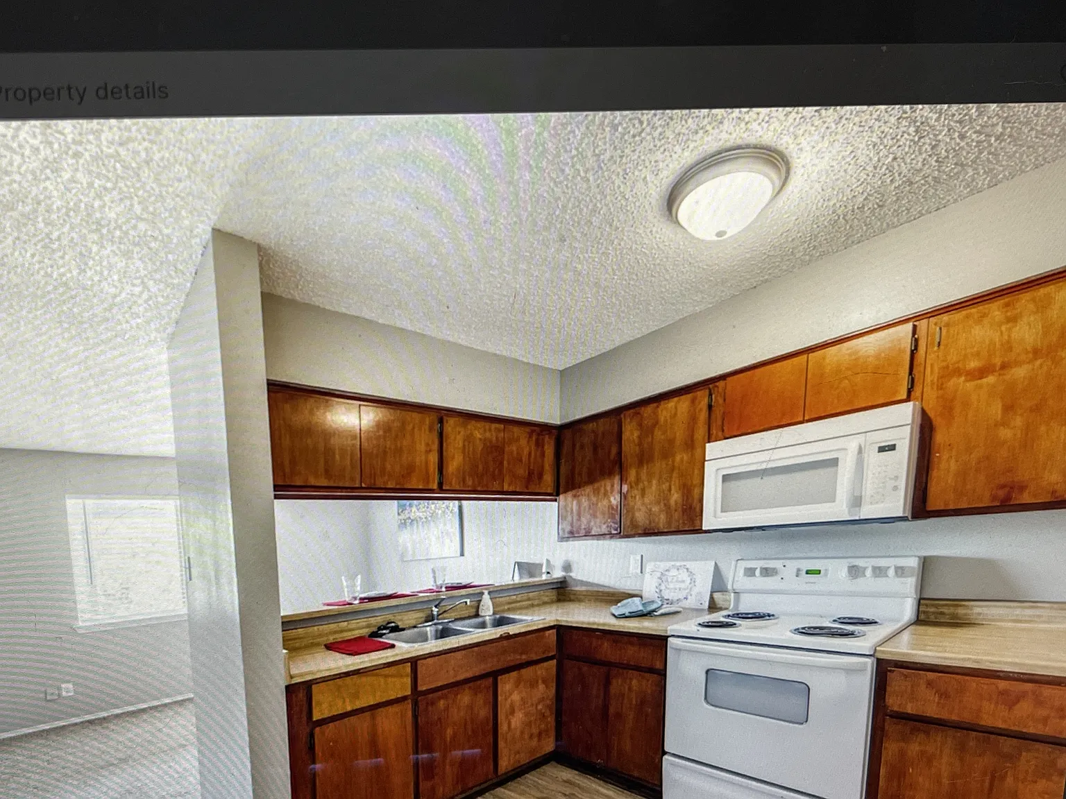500 Burton Ave - 7 — Photo 2