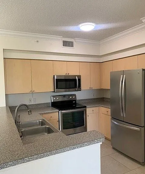 1180 Reserve Way #206 — Photo 3