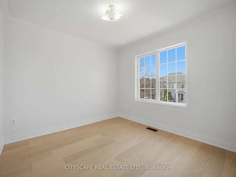 106 Tianalee Cres #UPPER — Photo 31