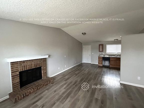5th image of 12449 Bellaire Dr