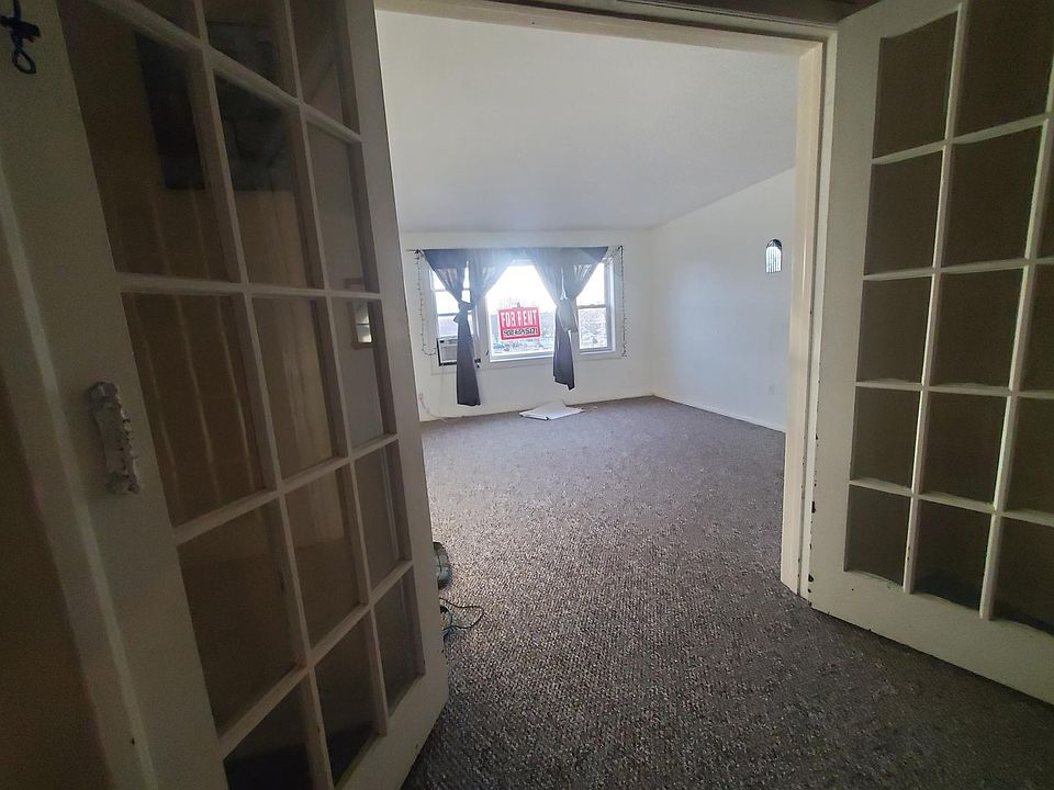 2nd image of 73 Union Pl Floor 2