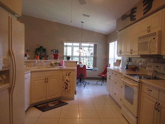 4th image of 1329 Coconut Palm Cir