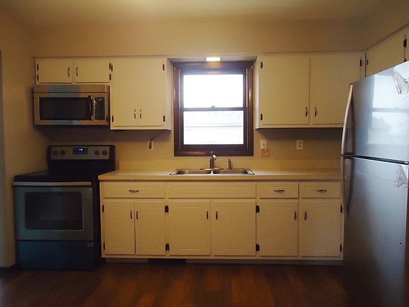 5th image of 328 Eastgate Ct