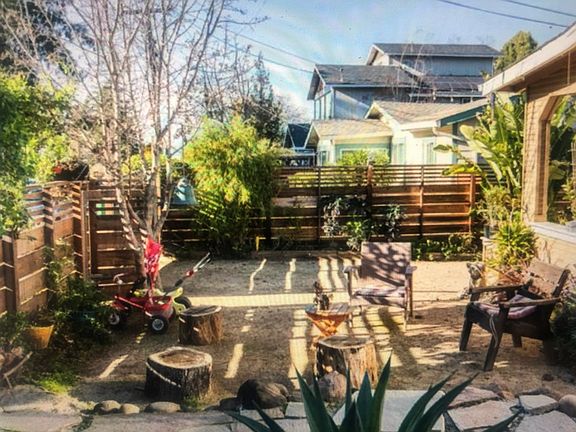 3rd image of 7756 Crest Ave