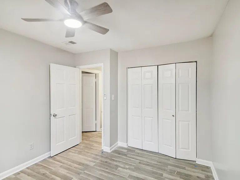 6429 Woodstone Way — Photo 12