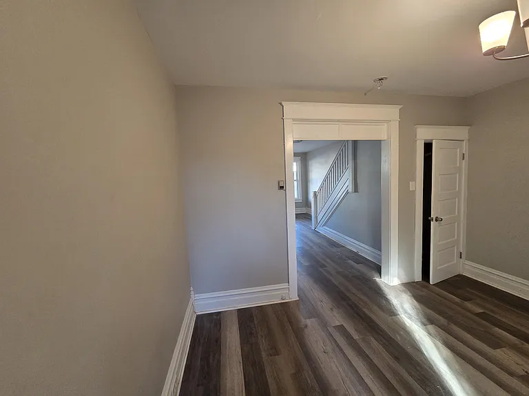 228 N Saint Cloud St — Photo 5