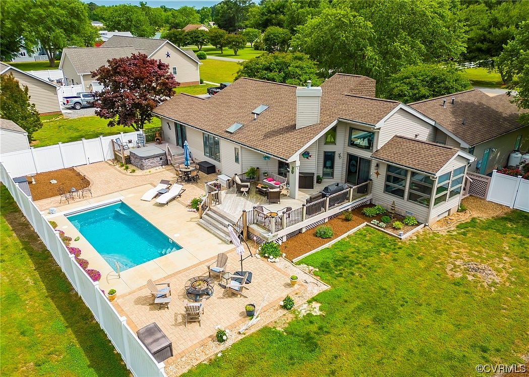 83 Reach Ln, Deltaville, VA 23043 Zillow