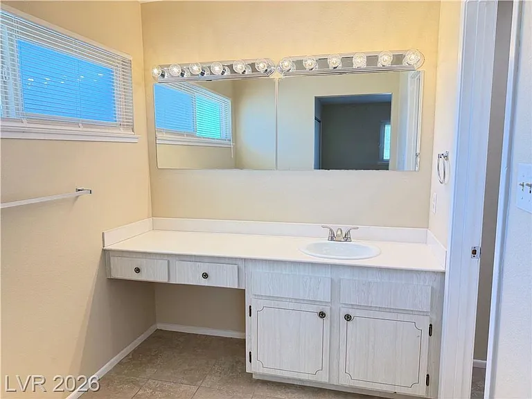 7916 Ducharme Ave — Photo 21