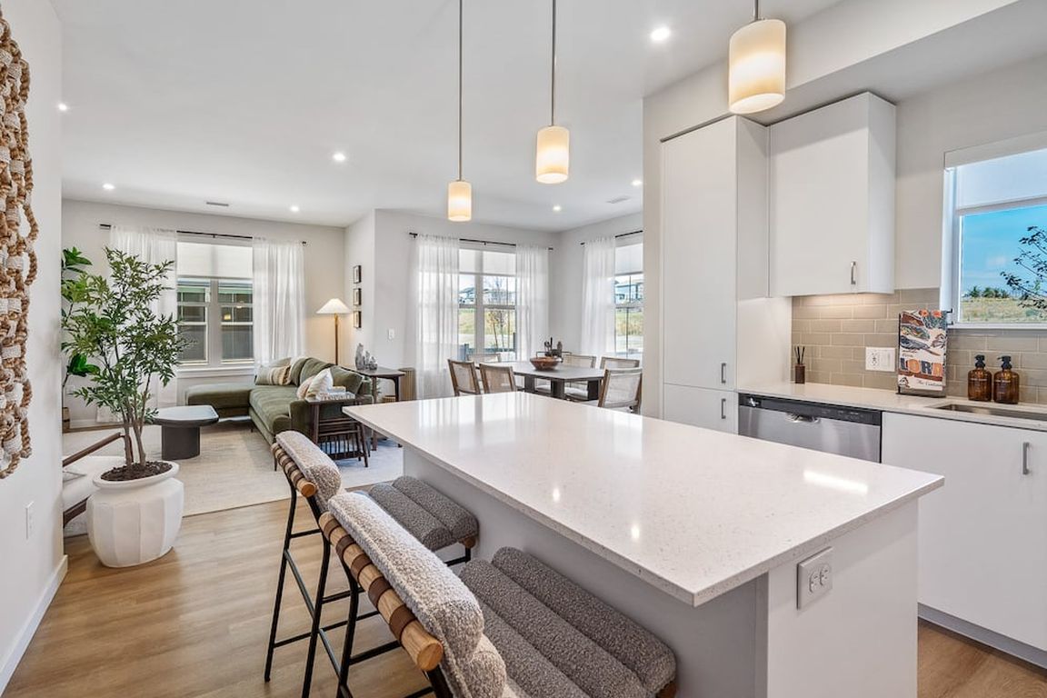 Finish Package I kitchen, dining, and living space