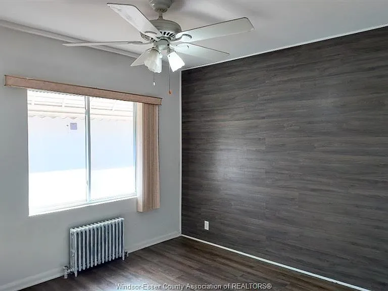 542 Charles St — Photo 10