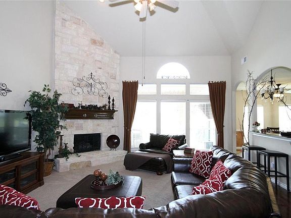 5th image of 10406 Broadmoor Ln