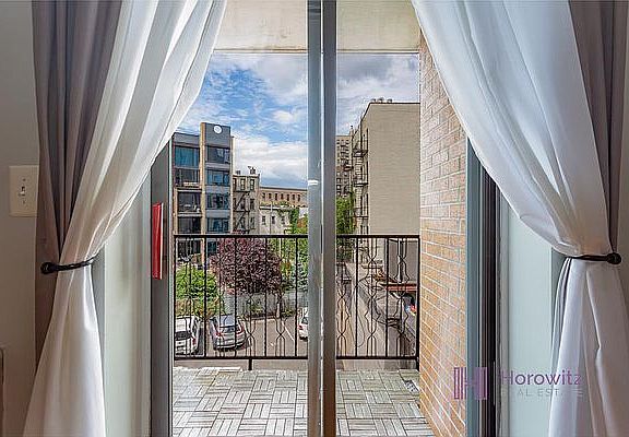 5th image of 14-47 28th Ave #3D