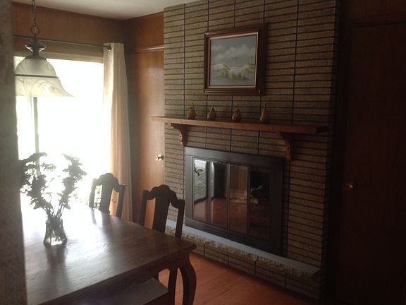 4th image of 1873 Bluehill Dr NE