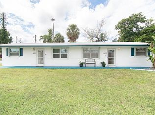 6872 SW 15th St, North Lauderdale, FL 33068